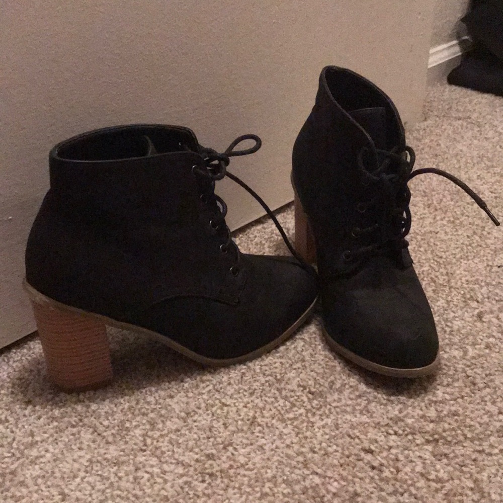 Black lace up heeled booties